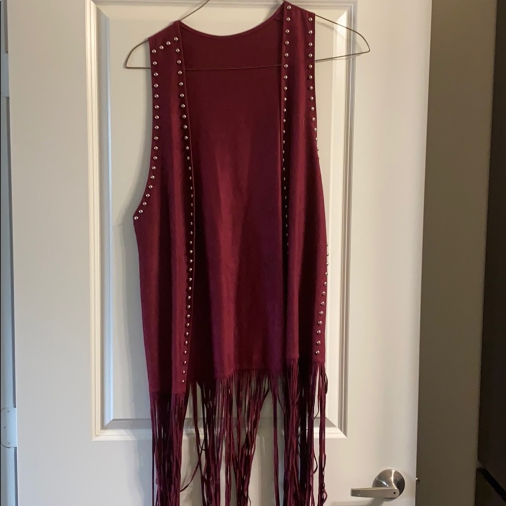 Women’s Maroon Vest